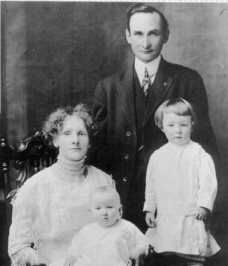 Margaret, Bennett, Lennie and Fred Carruthers